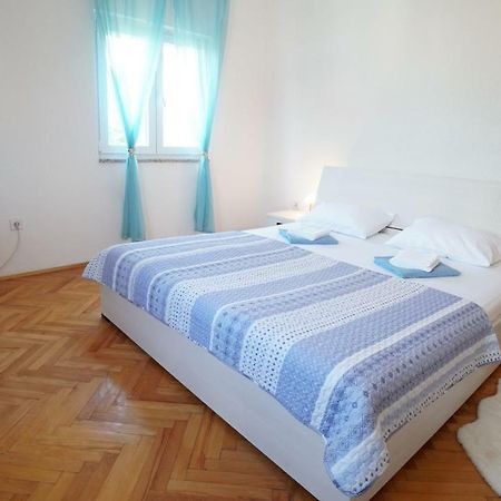 Apartment Ana Vinjerac Buitenkant foto
