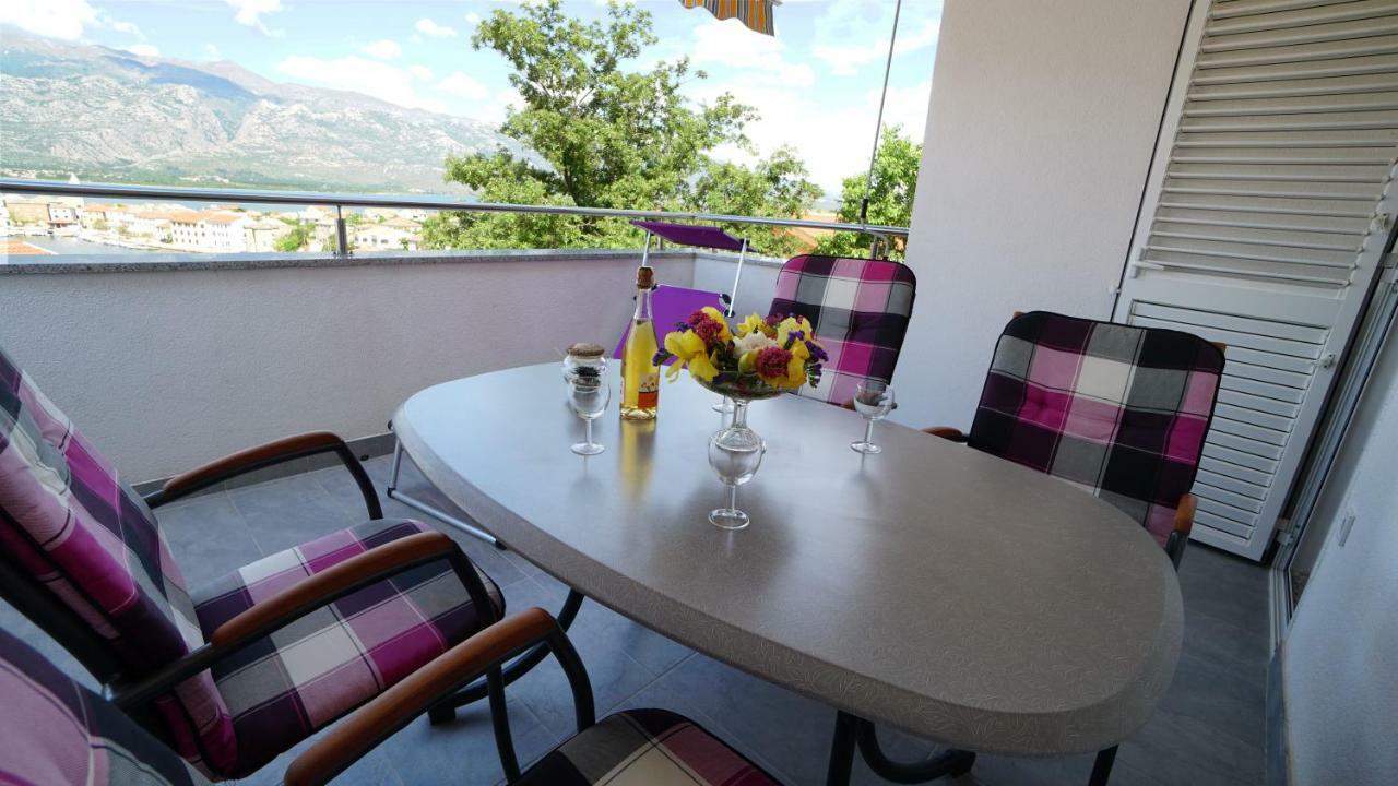 Apartment Ana Vinjerac Buitenkant foto